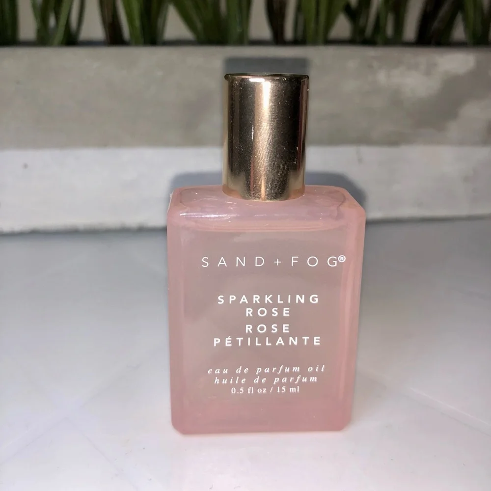 Sand + Fog Sparkling Rose Oil - Picture 3 of 3